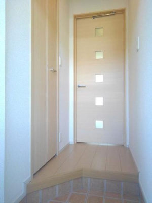 【玄関】 | メゾンエテルノ | きれいな玄関です