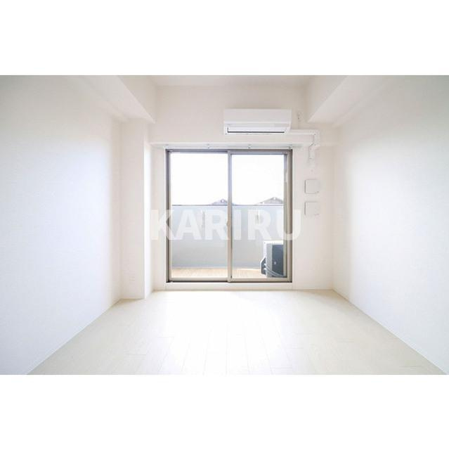 エスリード大阪クレストコートの居間・リビング