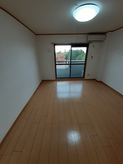 アビタシオン（洞町）の居間・リビング