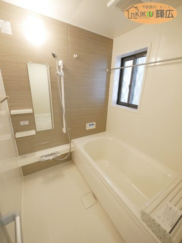 【浴室】 | 姫路市東雲町５丁目　中古戸建