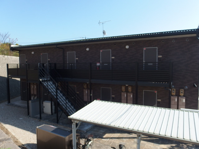 レオネクストラークヒルズの外観