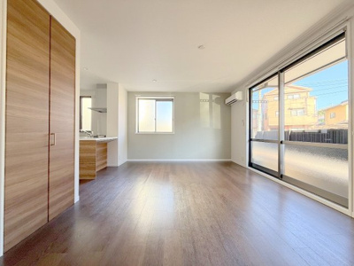 【居間・リビング】 | メゾン東霞  弐番館