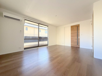 【居間・リビング】 | メゾン東霞  弐番館