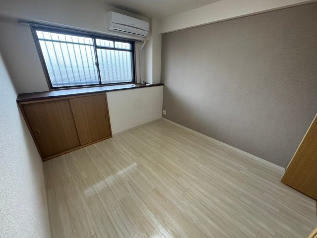 豊中市箕輪１丁目の賃貸マンションの洋室