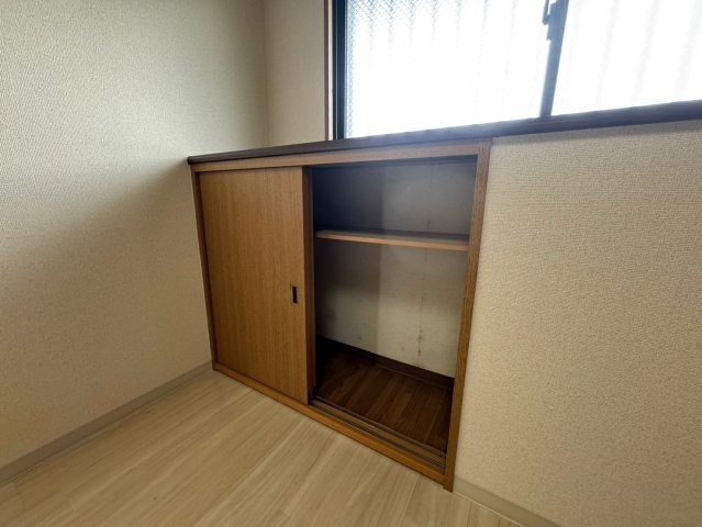 豊中市箕輪１丁目の賃貸マンションの収納