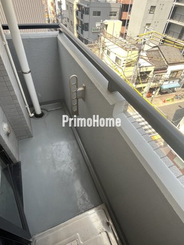 ガラ・ステージ日本橋のバルコニー