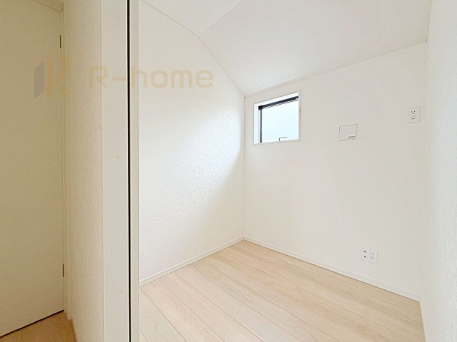 結城市結城第43　新築戸建て　5号棟のその他|2階に2帖のテレワークルーム！作業に集中できる嬉しい空間♪