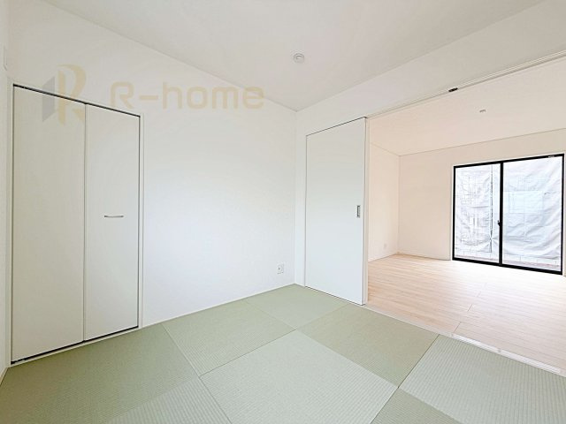 結城市結城第43　新築戸建て　5号棟の和室|フローリングより衝撃が少ない和室は、ご両親のお部屋やキッズスペース、客間としても活用頂けます。