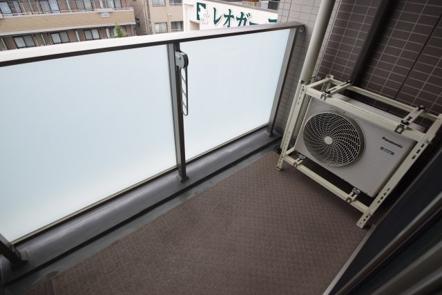 コンフォーティアのバルコニー|お洗濯にも便利なバルコニー付き