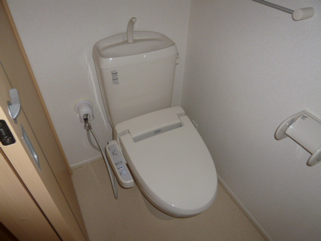 グレイスアベニューＢのトイレ|シャワー付きトイレ