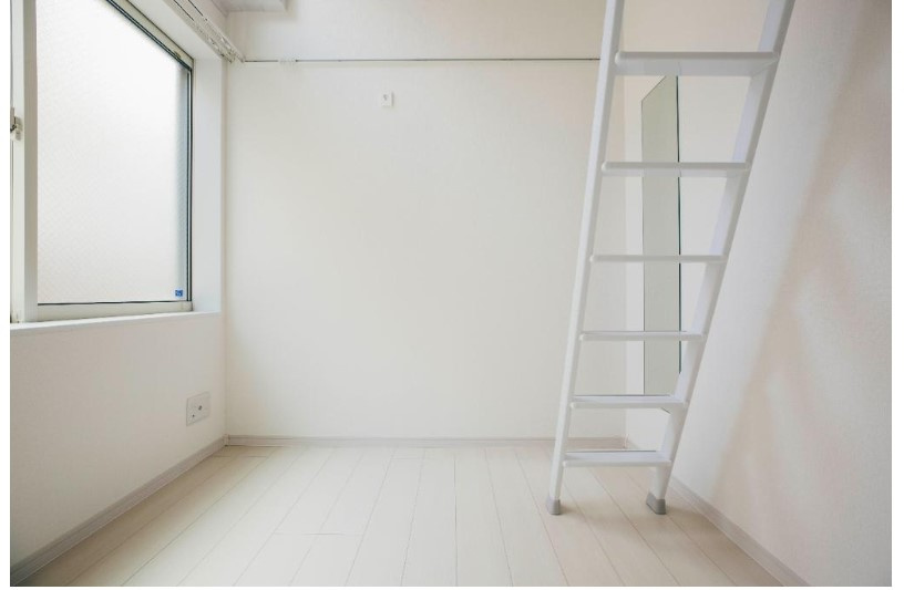 ガーデン平井の居間・リビング|☆敷金ゼロ・礼金ゼロ！ネットも無料！初期安なデザイナーズ☆