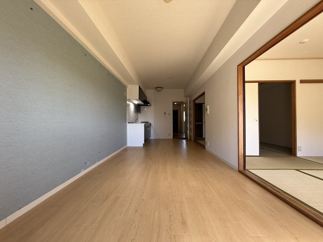 ジョイフルライフ泉丘の居間・リビング