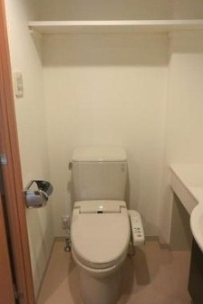 【トイレ】 | グランハイツ東中野 | 温水洗浄便座。