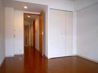 【寝室】 | グランハイツ東中野 | きれいなフローリング。