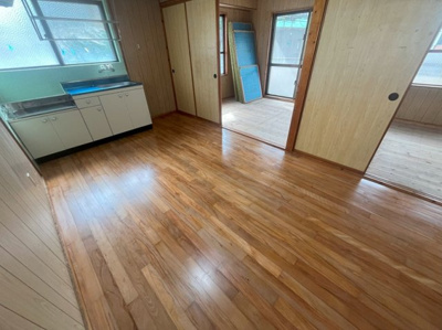  | コーポラス城間