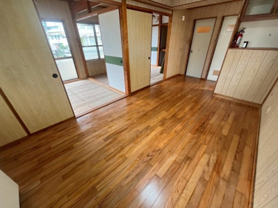  | コーポラス城間