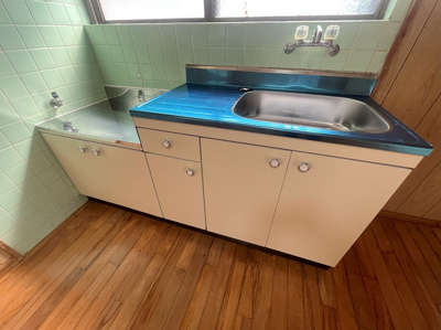  | コーポラス城間