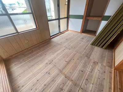  | コーポラス城間