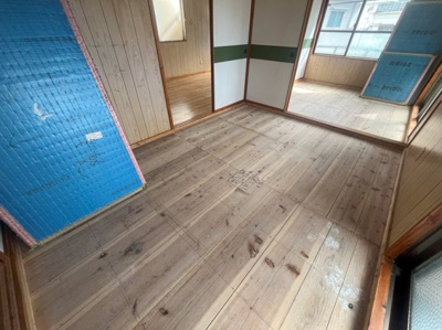  | コーポラス城間