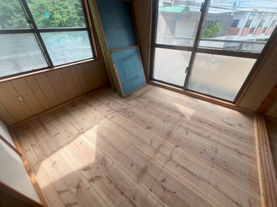  | コーポラス城間