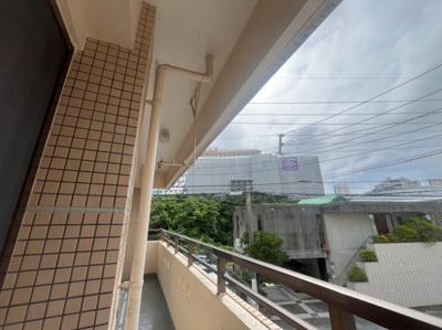  | コーポラス城間