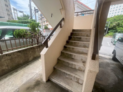  | コーポラス城間