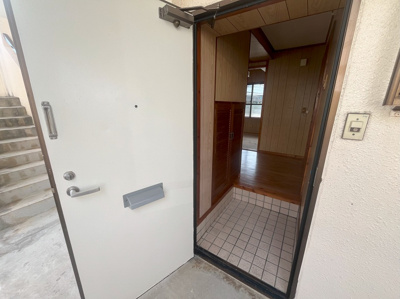  | コーポラス城間