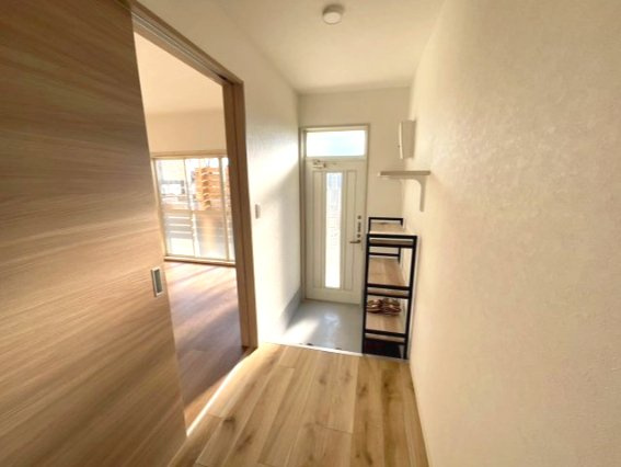 シャトレAの玄関