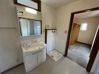 北海道網走郡大空町東藻琴353戸建の独立洗面台