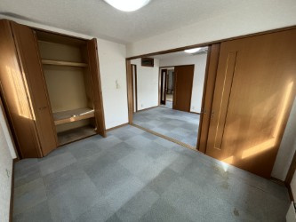 網走郡大空町東藻琴353中古住宅の洋室