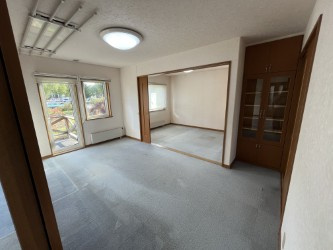 網走郡大空町東藻琴353中古住宅の洋室