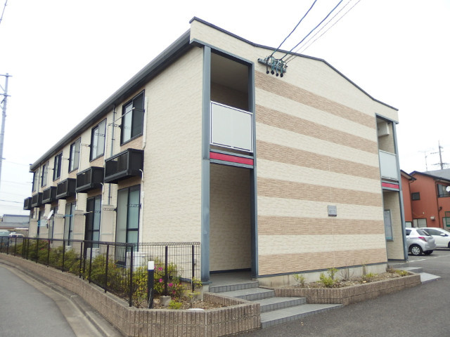 レオパレスポラリス戸崎の外観