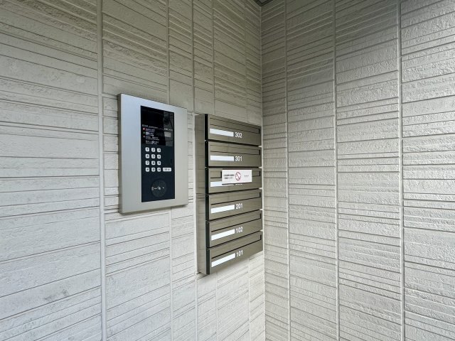 D-roomフォルチェのエントランス