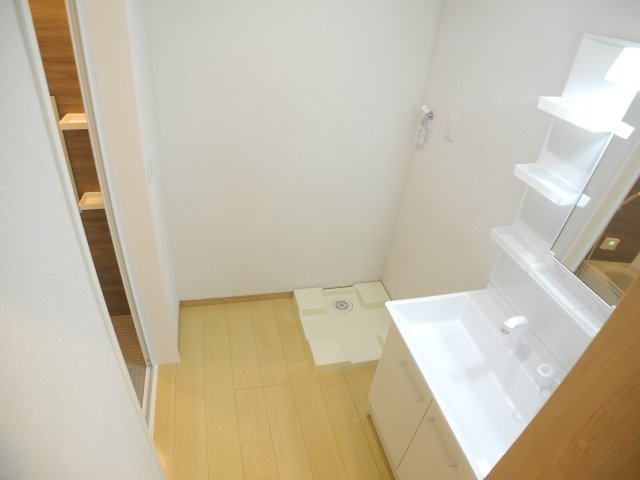 グラシアスの洗面所|※室内画像は別号室のもの