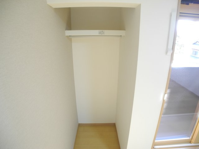 グラシアスの内装|※室内画像は別号室のもの