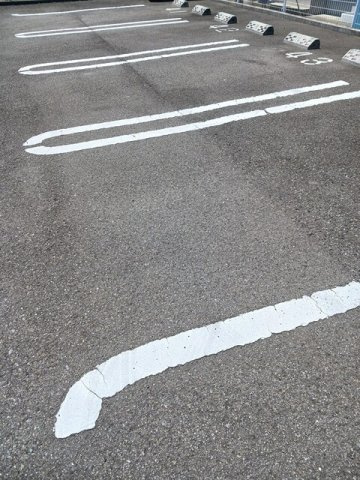 クック　Ⅲの駐車場|駐車場があるので、車を買う予定の方も安心です