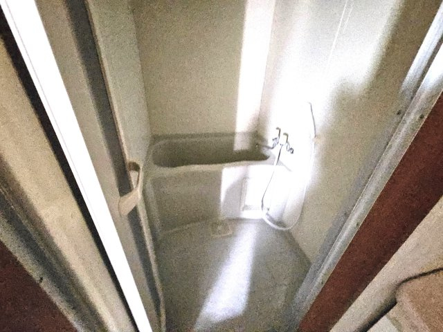 ベイシス東山手の浴室|きれいなお風呂です