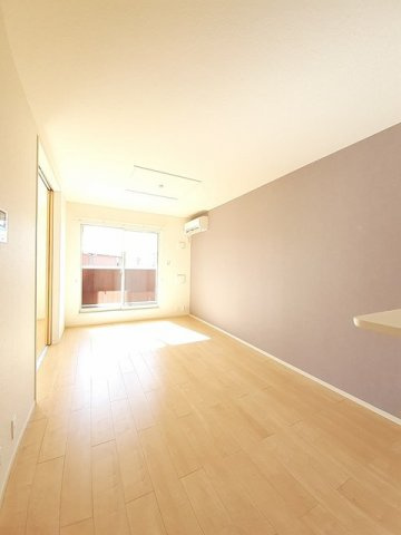 ルシール　名東Ａの居間・リビング