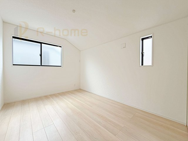 結城市結城第43　新築戸建て　6号棟の洋室|2面窓の風通しの良い洋室です♪差し込む暖かな陽当たりで、室内がくつろげる空間に早変わりです♪