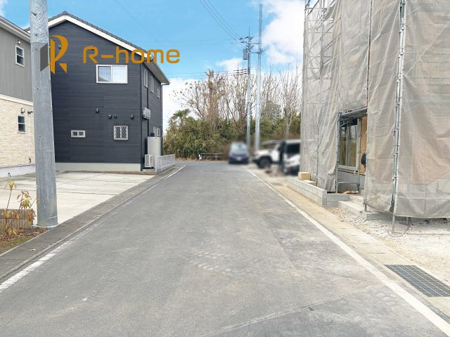 結城市結城第43　新築戸建て　6号棟の前面道路含む現地写真|堂々！建物完成♪実際のお部屋をご見学可能です♪
ご見学が一番の資料！お気軽にお問い合わせ下さい♪