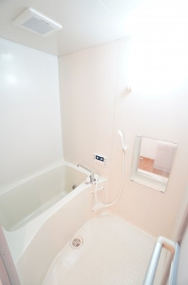【浴室】 | グレイスタウン蘇我Ｄ | ※同物件・反転タイプの写真です。