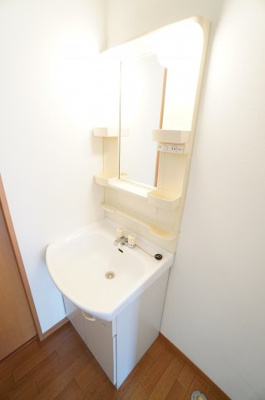 【独立洗面台】 | グレイスタウン蘇我Ｄ | ※同物件・反転タイプの写真です。