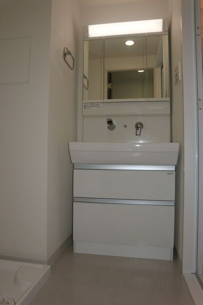 ルノンドームAの洗面所