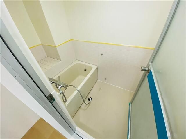 早苗エステートビルの浴室