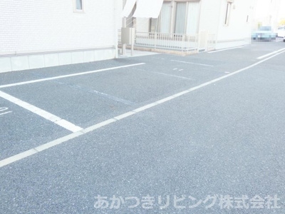 【駐車場】 | エルメゾン間々田K