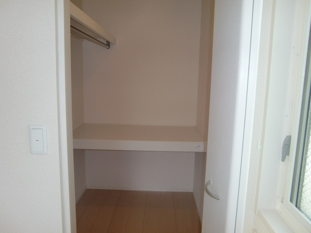 Ｄ－ｒｏｏｍ高羽の収納|ウォークインクローゼット