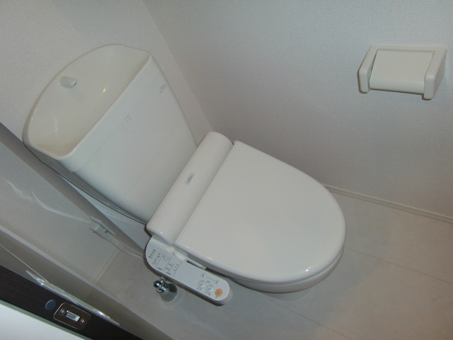 Ｄ－ｒｏｏｍ高羽のトイレ|ウォシュレット
