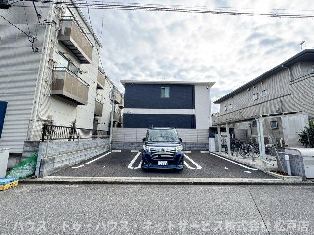 ＧＲＡＣＥＲＹの駐車場