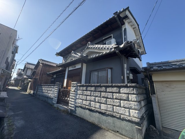 橿原市曽我町の外観