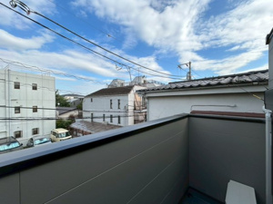 【バルコニー】 | 2025年10月10日撮影